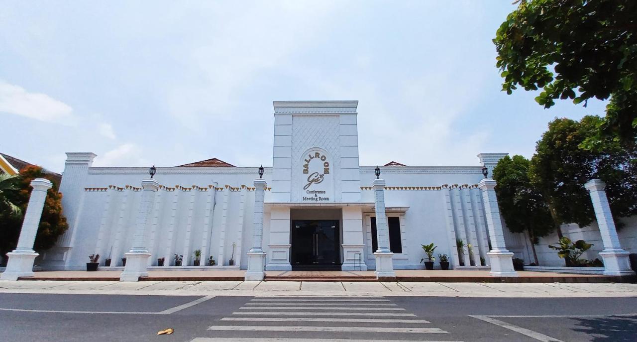 Hotel Syariah Gs Heritage, Kota Metro Экстерьер фото